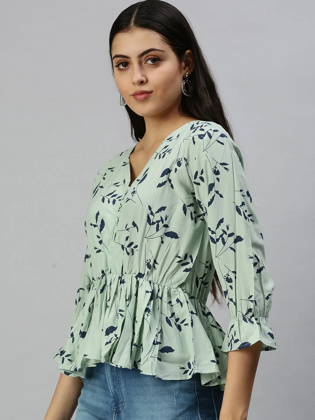 Women Green Floral Print Tropical Crepe Cinched Waist Top