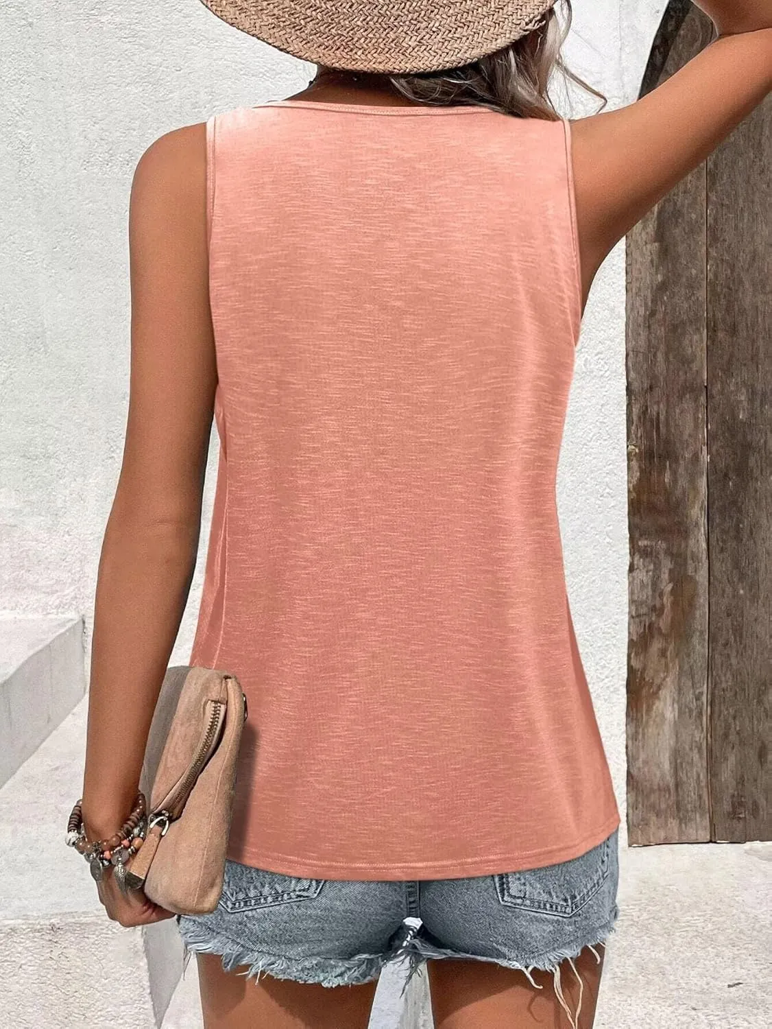 Women's Button Front Tank Top, 2025 Summer Casual Loose Fit Cami Scoop Neck Sleeveless Tops